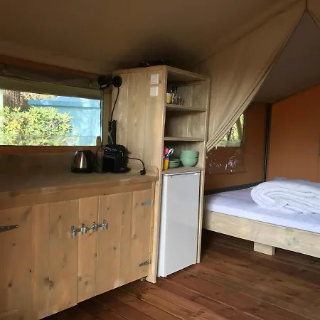 Budget Glamping Safaritent - Mas De Mourgues Hotel