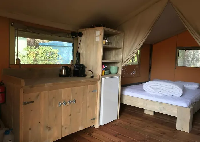 Budget Glamping Safaritent - Mas De Mourgues Hotel