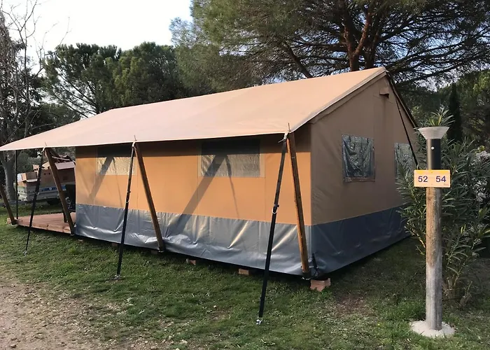 Budget Glamping Safaritent - Mas De Mourgues Hotel *