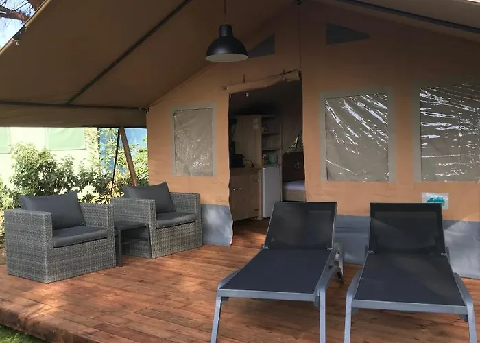 Budget Glamping Safaritent - Mas De Mourgues Hotel *