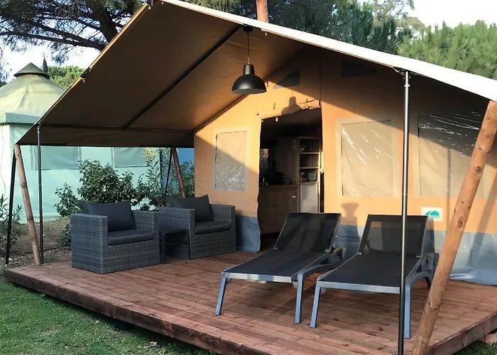 Budget Glamping Safaritent - Mas De Mourgues Hotel *